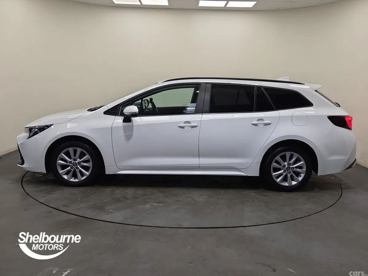 Toyota Corolla Estate, Petrol Hybrid, 2023, White