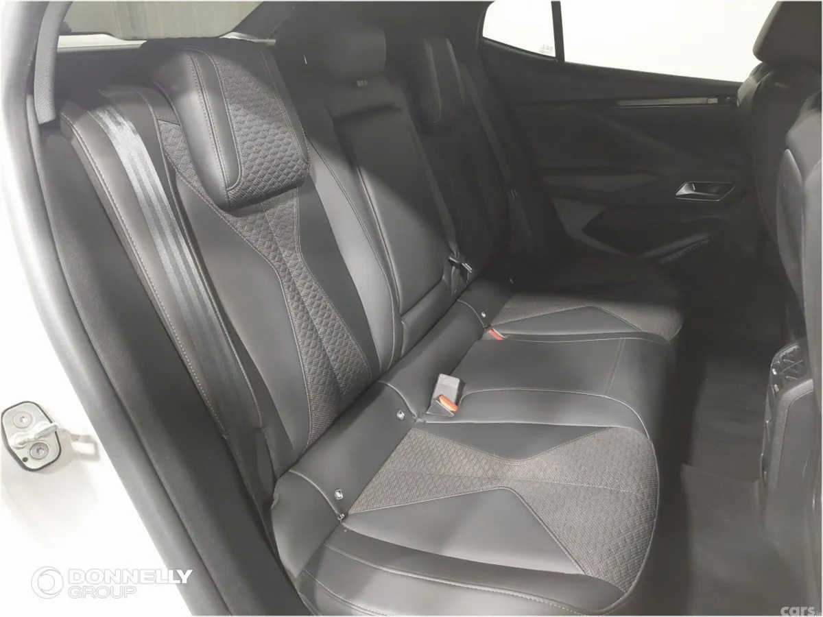 Other Other Hatchback, Diesel, 2023, Silver