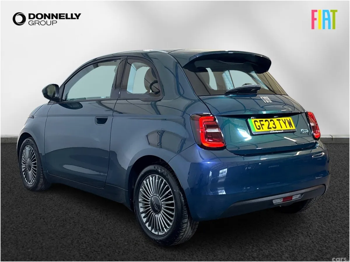 Fiat 500 Hatchback, Electric, 2023, Green