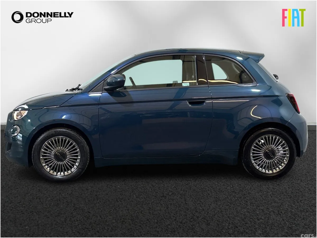 Fiat 500 Hatchback, Electric, 2023, Green