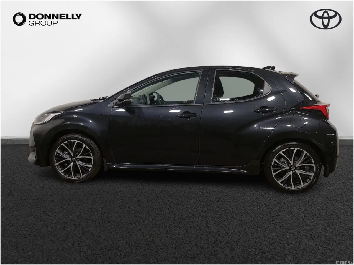 Toyota Yaris Hatchback, Petrol Hybrid, 2026, Black