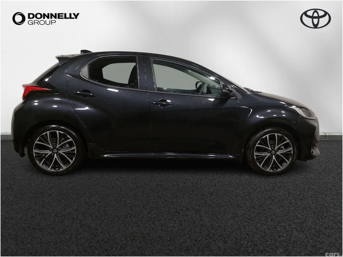 Toyota Yaris Hatchback, Petrol Hybrid, 2026, Black