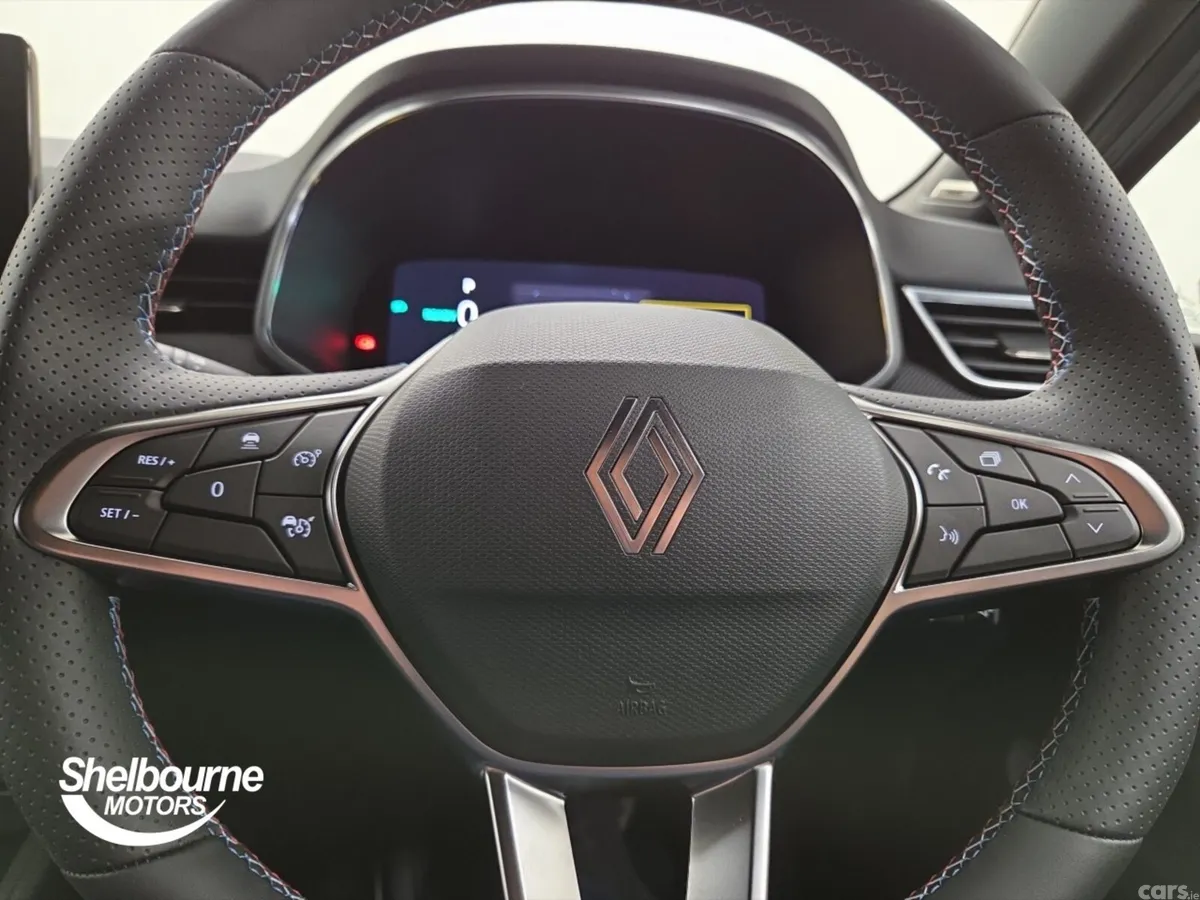 Renault Clio Hatchback, 2026, 