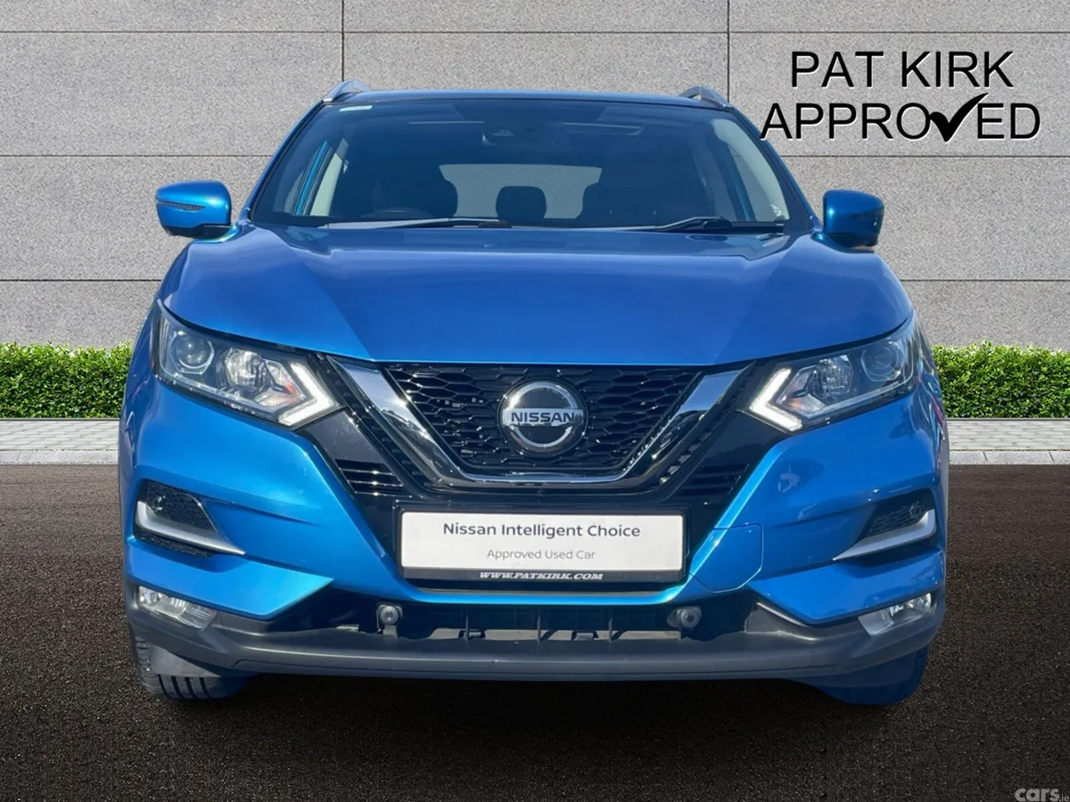Nissan Qashqai Hatchback, Diesel, 2020, Blue