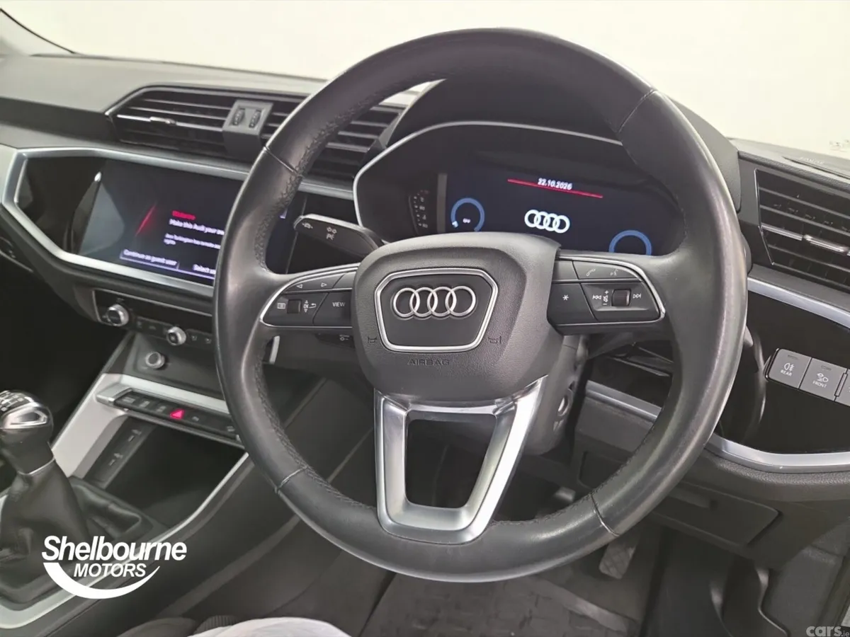 Audi Q3 SUV, Petrol, 2022, Blue