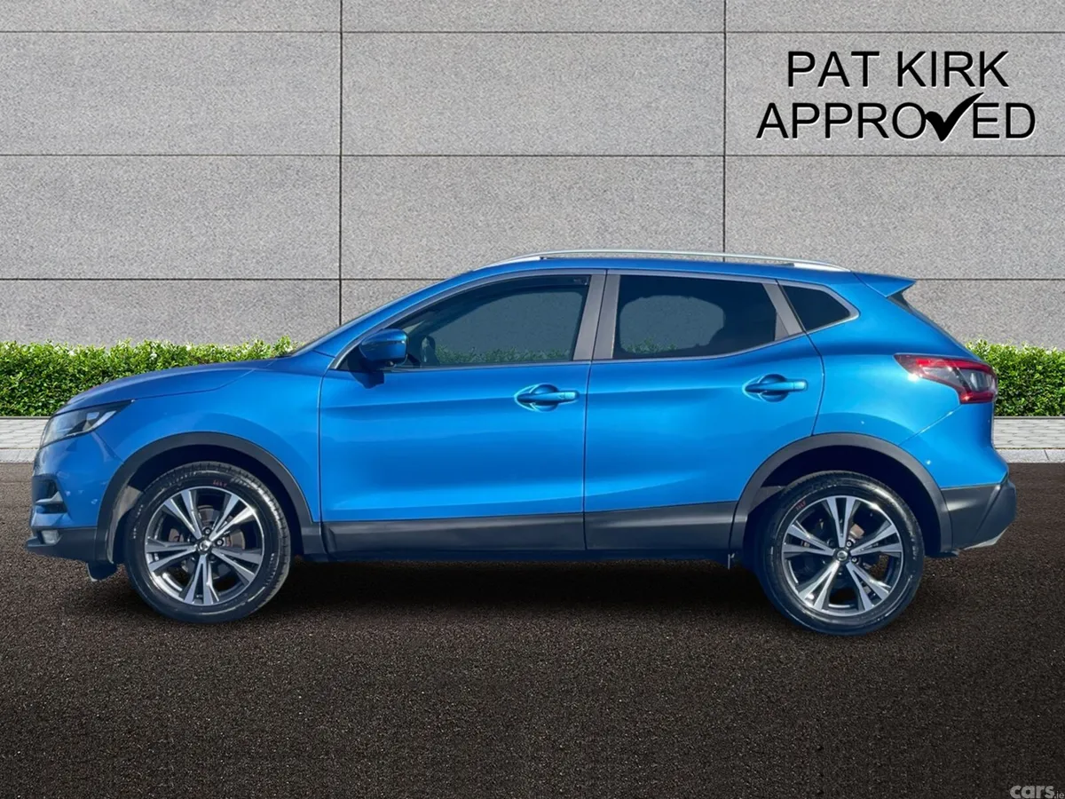 Nissan Qashqai Hatchback, Diesel, 2020, Blue