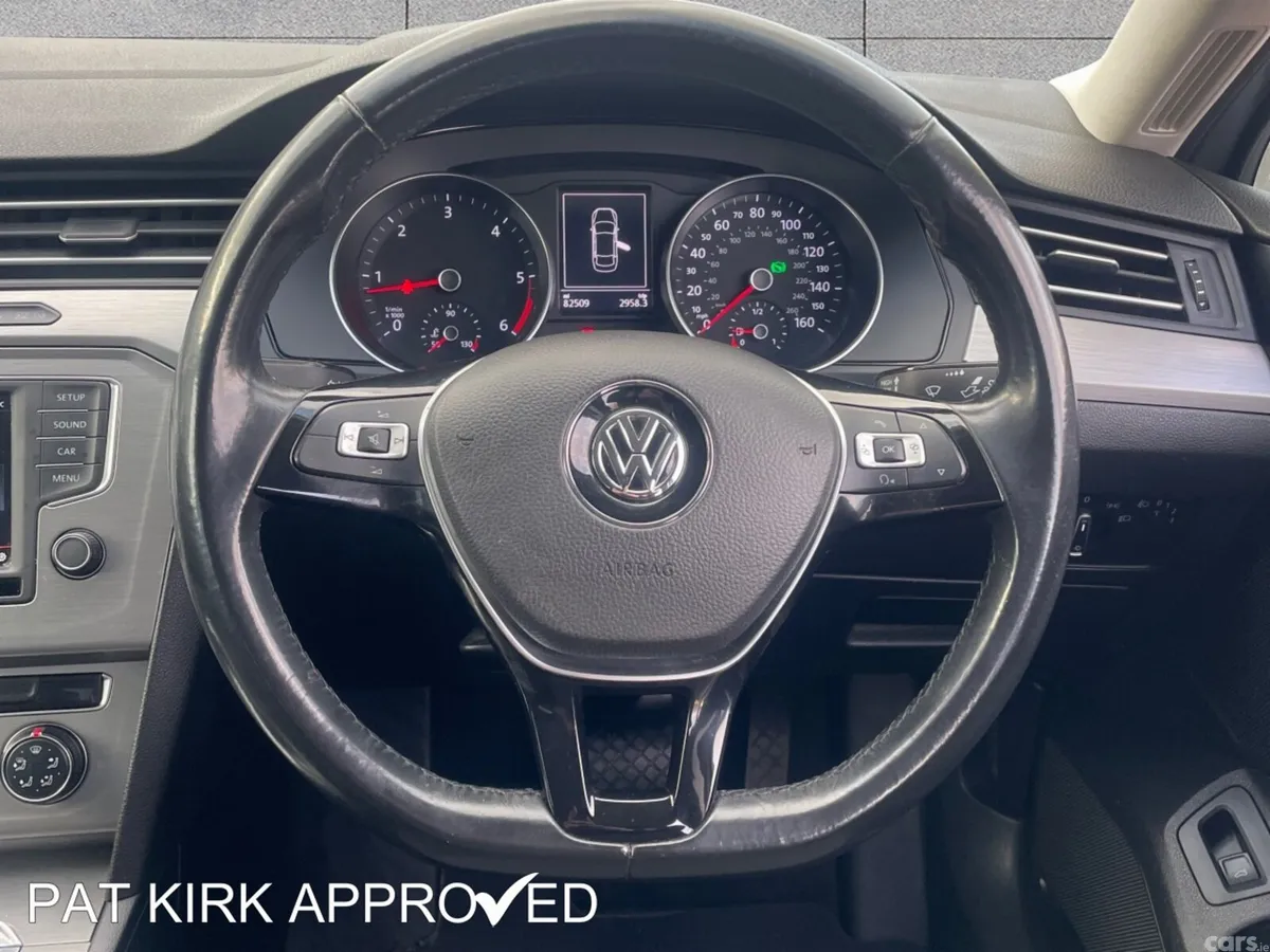 Volkswagen Passat Saloon, Diesel, 2015, Silver