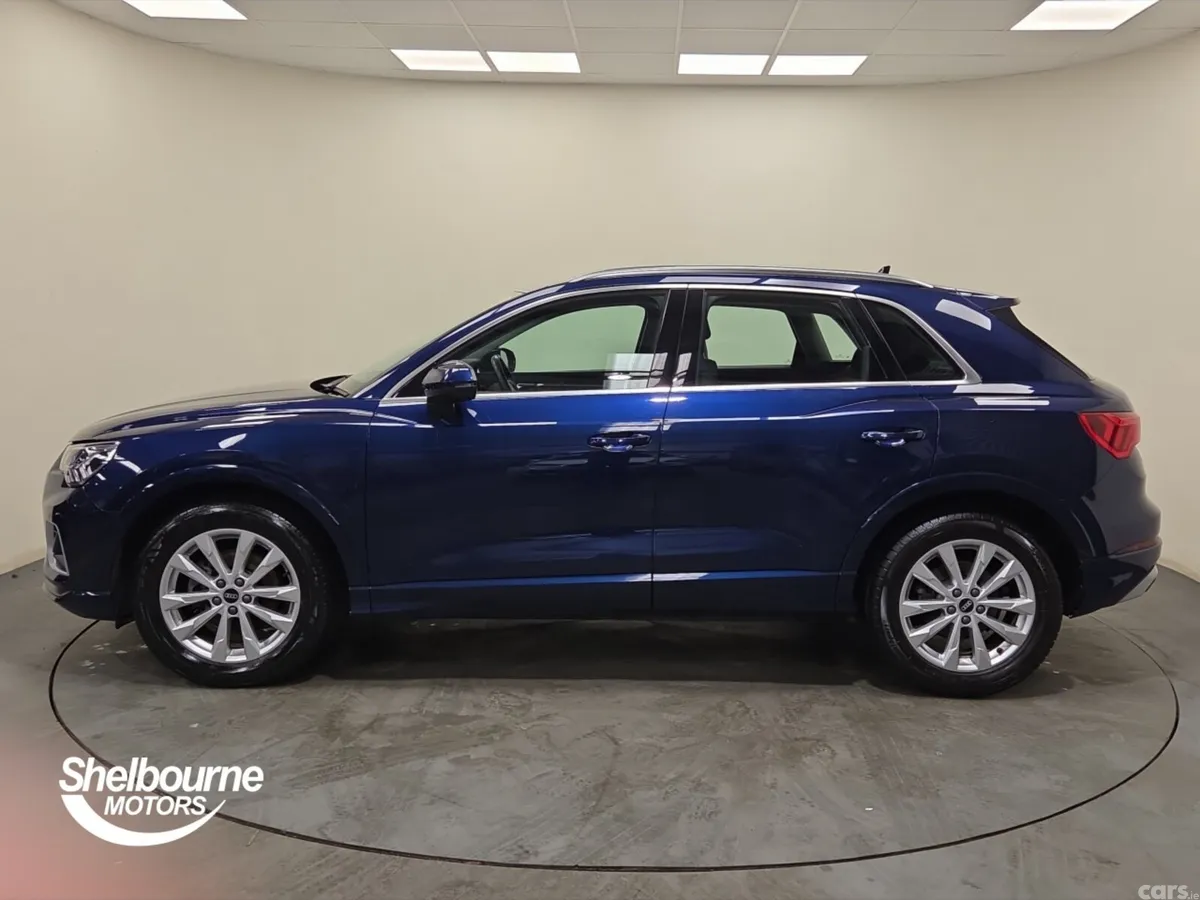 Audi Q3 SUV, Petrol, 2022, Blue