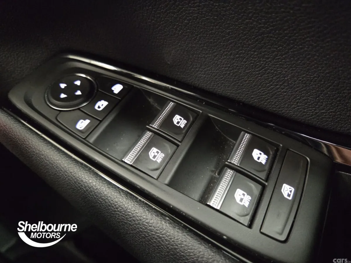 Renault Austral Estate, Petrol Hybrid, 2024, Black