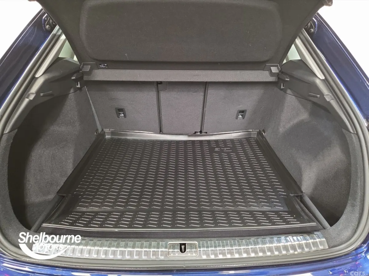 Audi Q3 SUV, Petrol, 2022, Blue