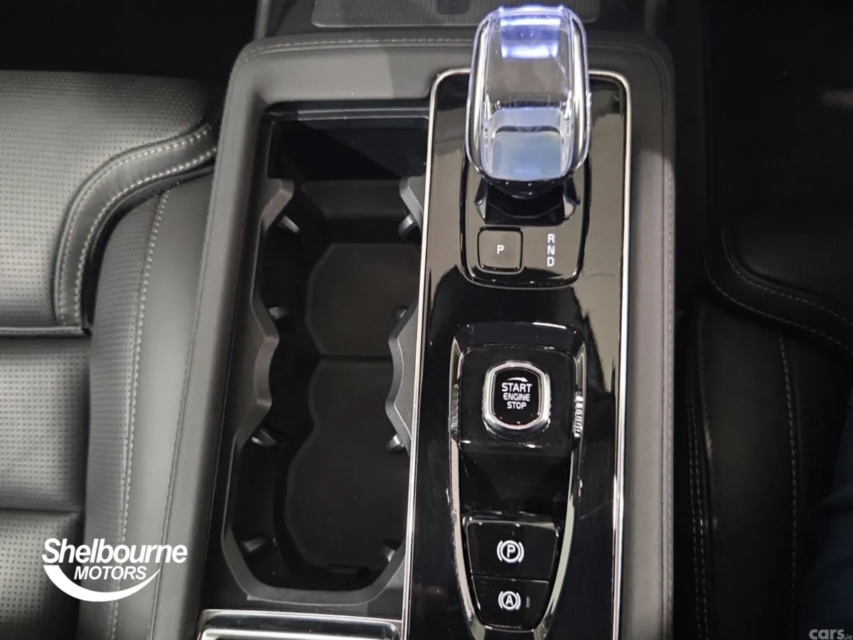 Volvo XC90 SUV, Petrol, 2025, Black