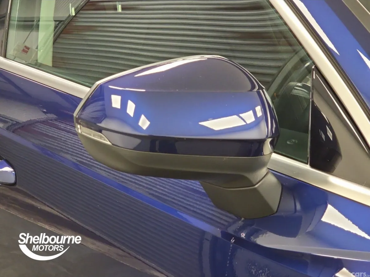 Audi Q3 SUV, Petrol, 2022, Blue
