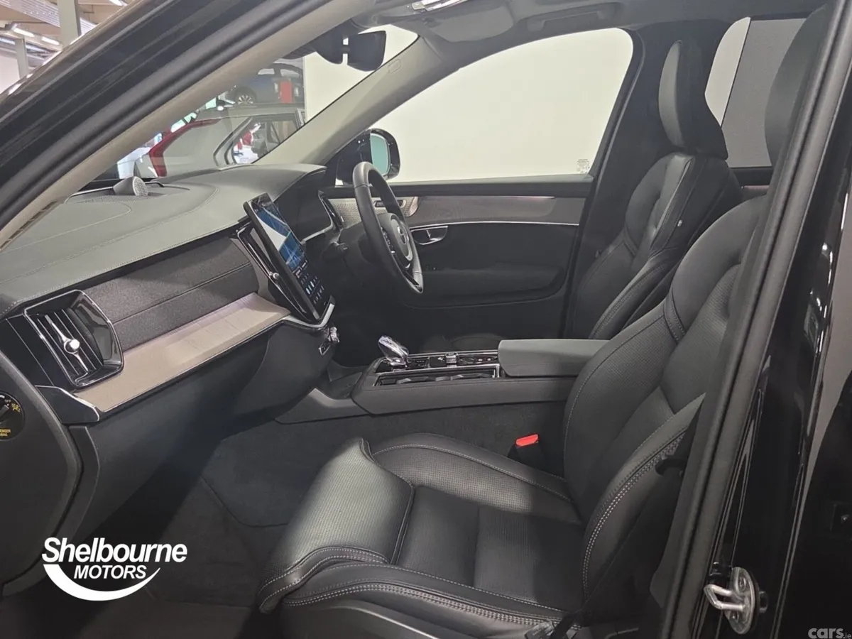 Volvo XC90 SUV, Petrol, 2025, Black