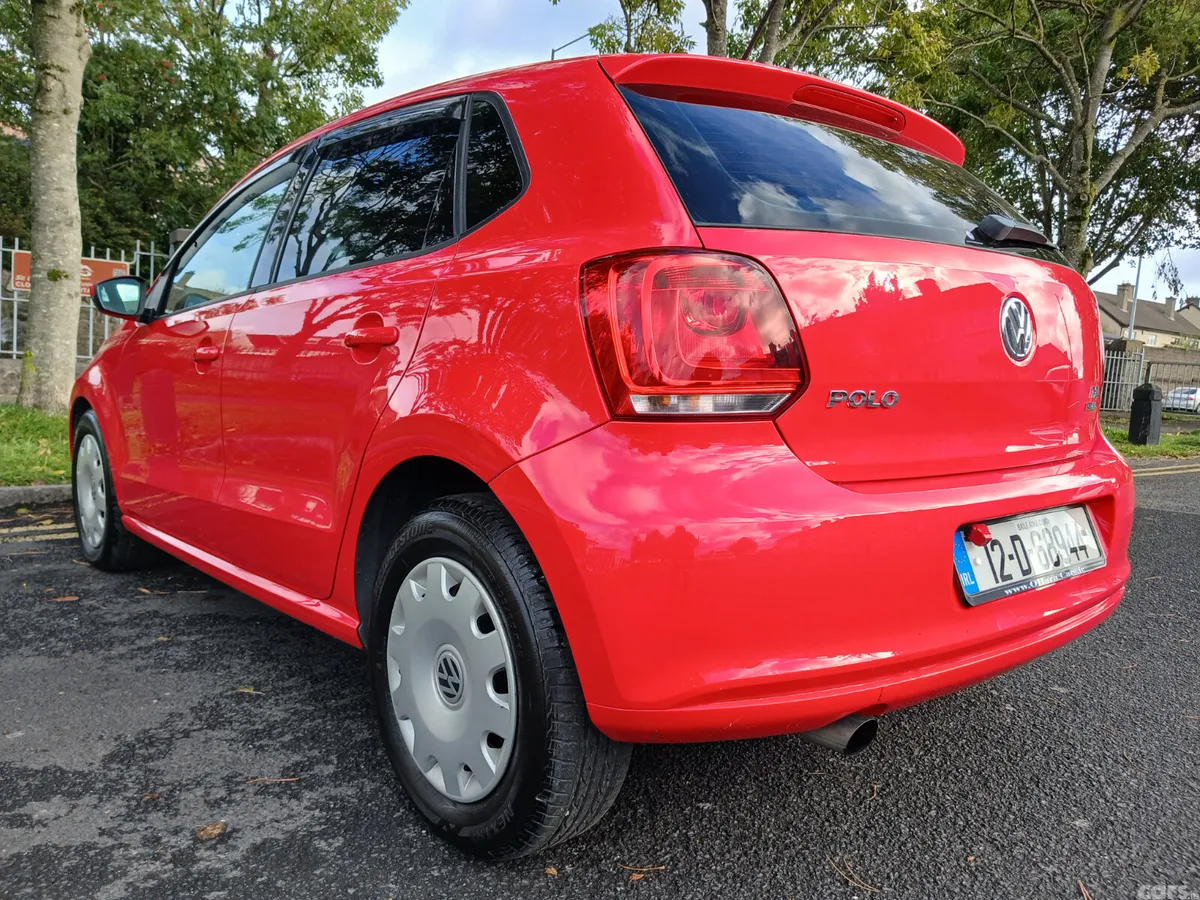 Volkswagen Polo Hatchback, Petrol, 2012, Red