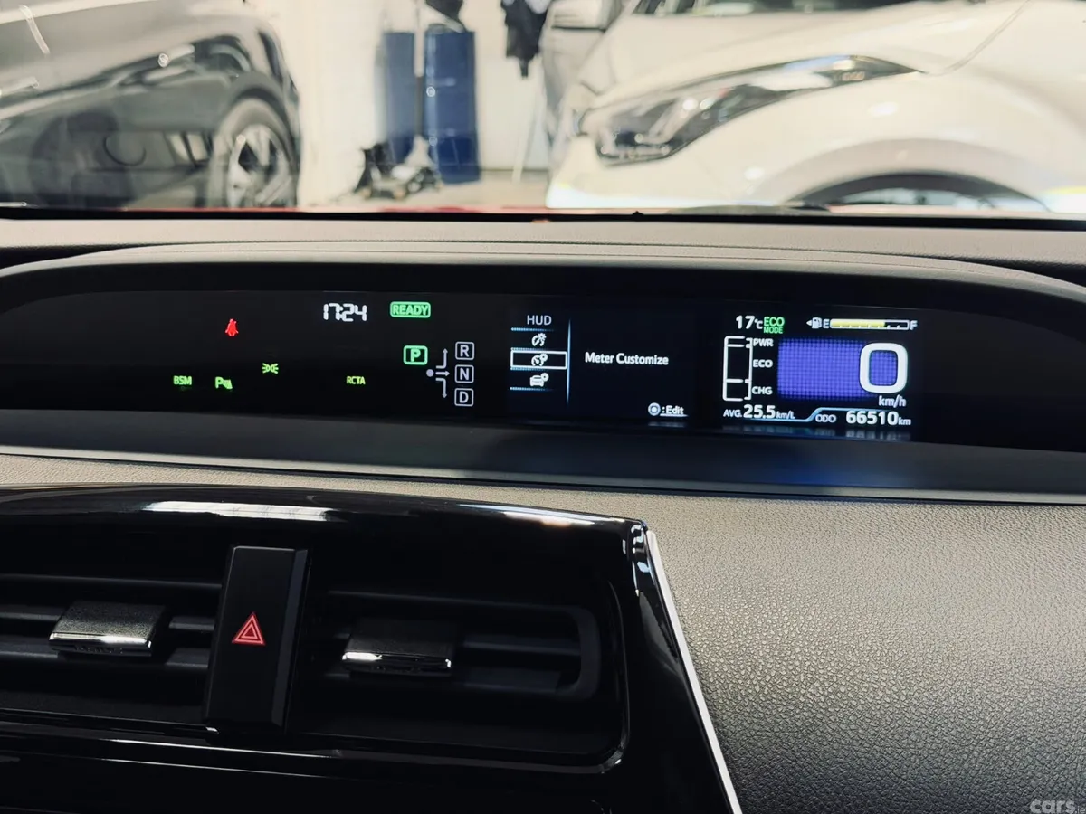 Toyota Prius Saloon, Petrol Hybrid, 2019, Red
