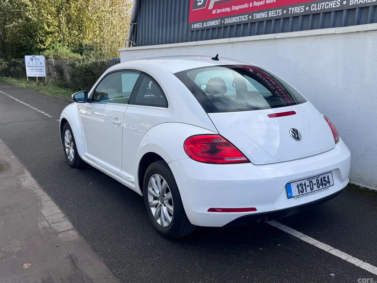 Volkswagen Beetle Hatchback, Diesel, 2013, White