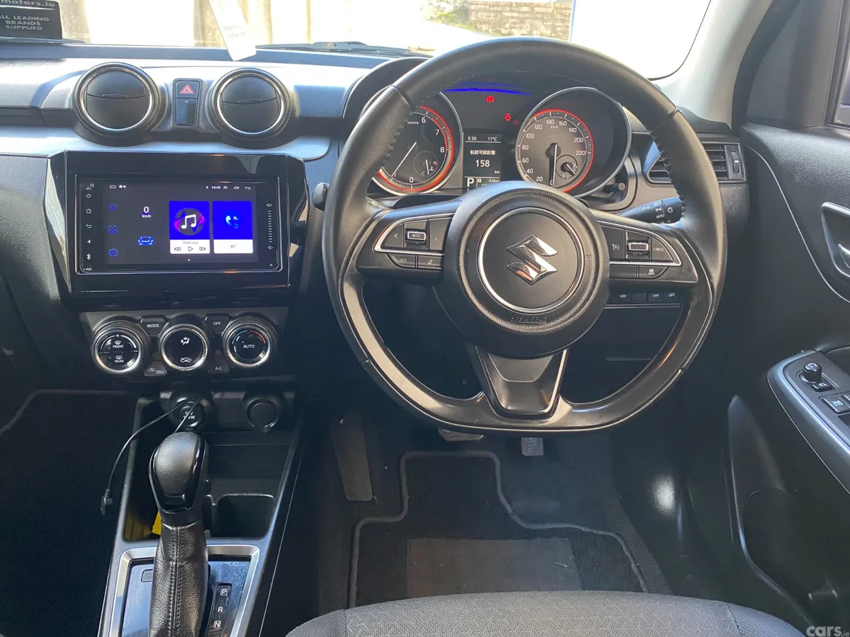 Suzuki Swift Hatchback, Petrol, 2019, Silver