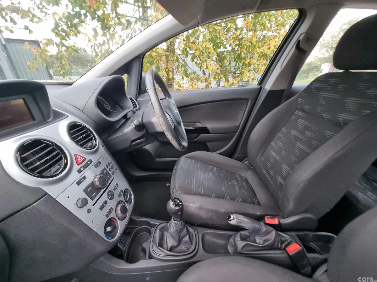 Opel Corsa Hatchback, Petrol, 2014, Grey
