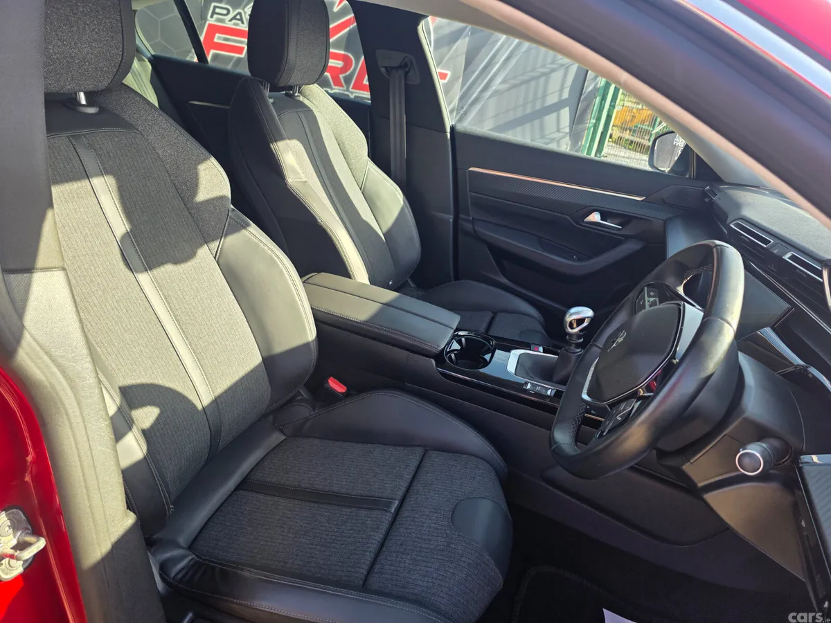 Peugeot 508 Hatchback, Diesel, 2019, Red