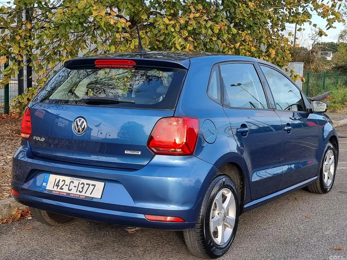 Volkswagen Polo Hatchback, Petrol, 2014, Green