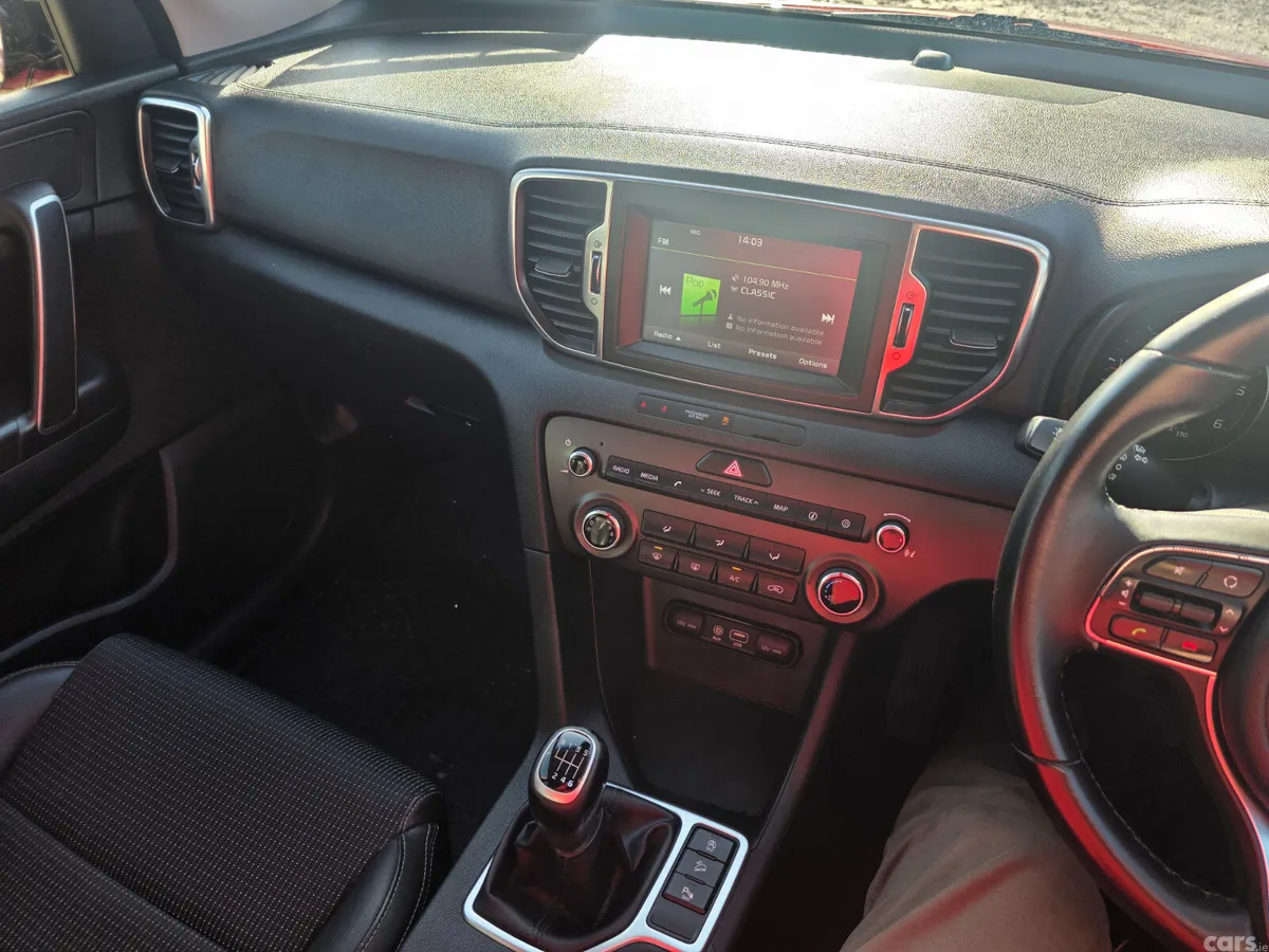 Kia Sportage SUV, Diesel, 2017, Red