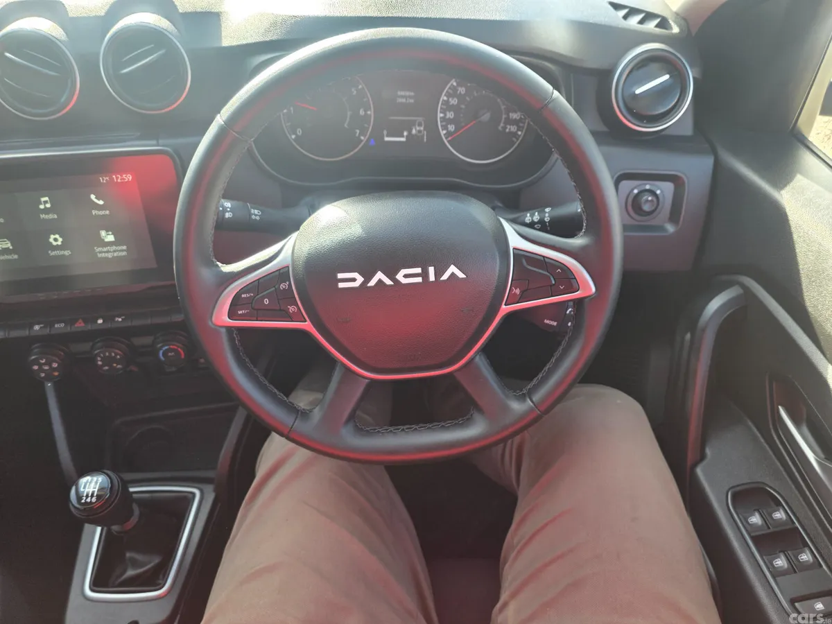 Dacia Duster SUV, Petrol, 2023, Grey