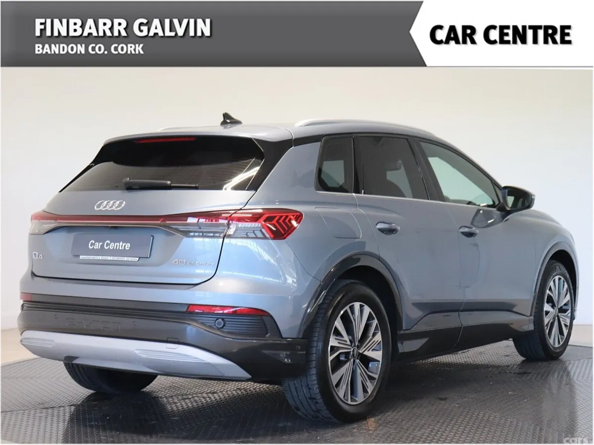 Audi Q4 e-tron Estate/Jeep, Electric, 2023, Blue