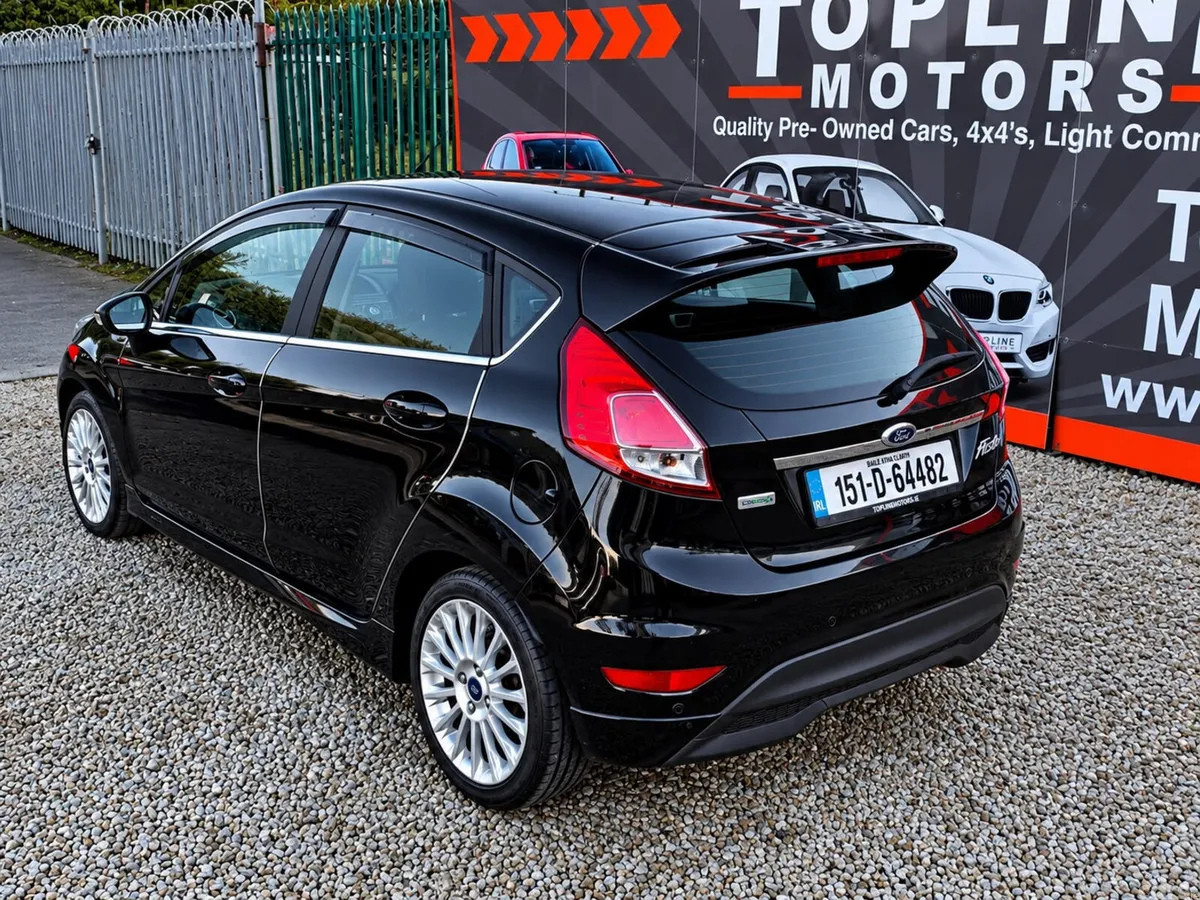 Ford Fiesta Hatchback, Petrol, 2015, Black