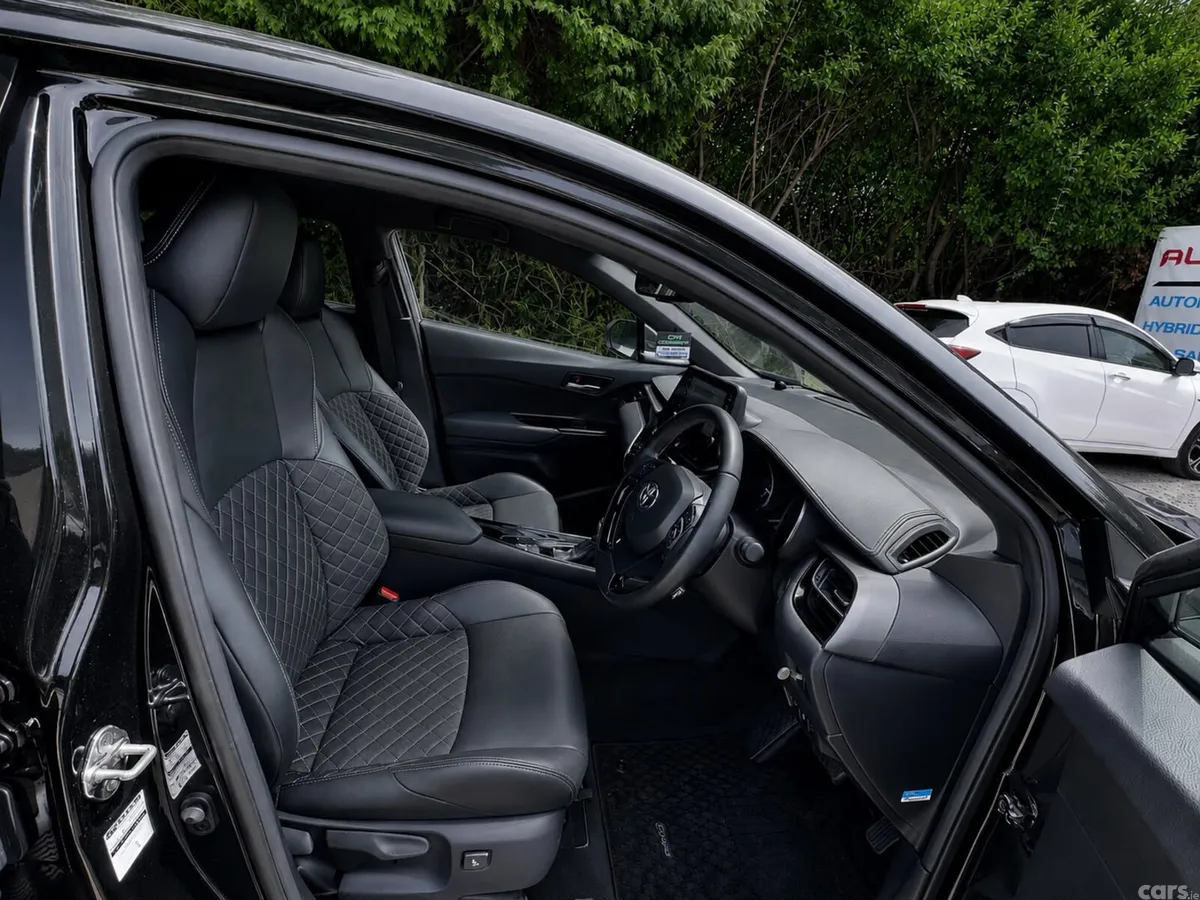 Toyota C-HR Hatchback, Petrol Hybrid, 2022, Black