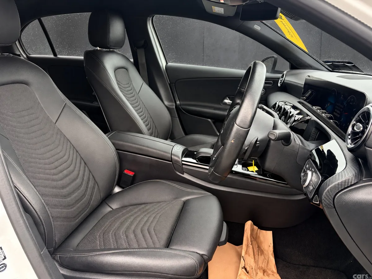 Mercedes-Benz A-Class Hatchback, Petrol, 2018, White