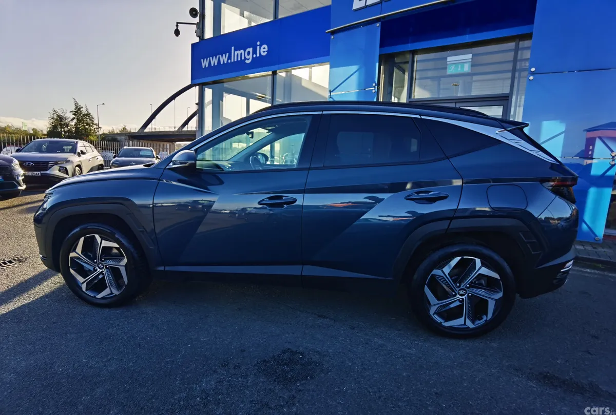 Hyundai Tucson SUV, Petrol Plug-in Hybrid, 2023, Blue