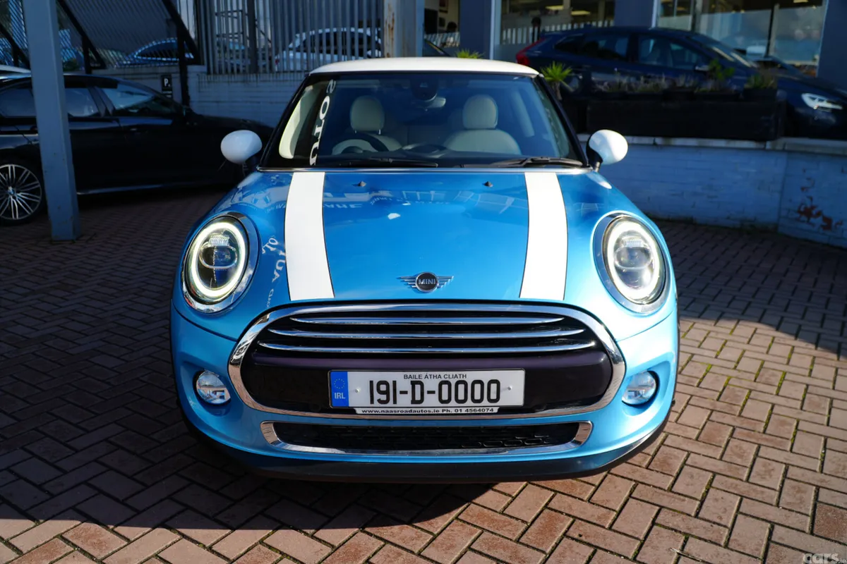 Mini Cooper Hatchback, Diesel, 2019, Grey