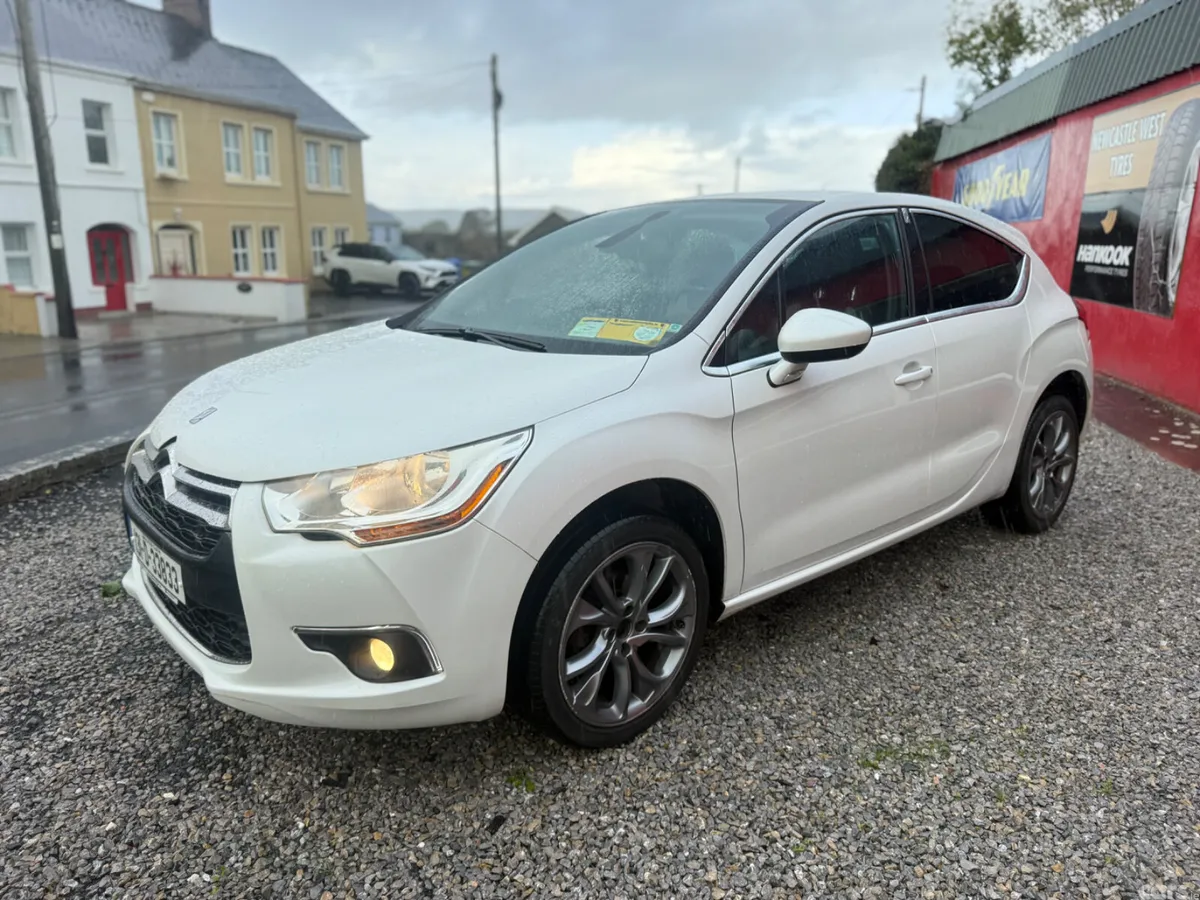 Citroen DS 4 Hatchback, Diesel, 2013, White