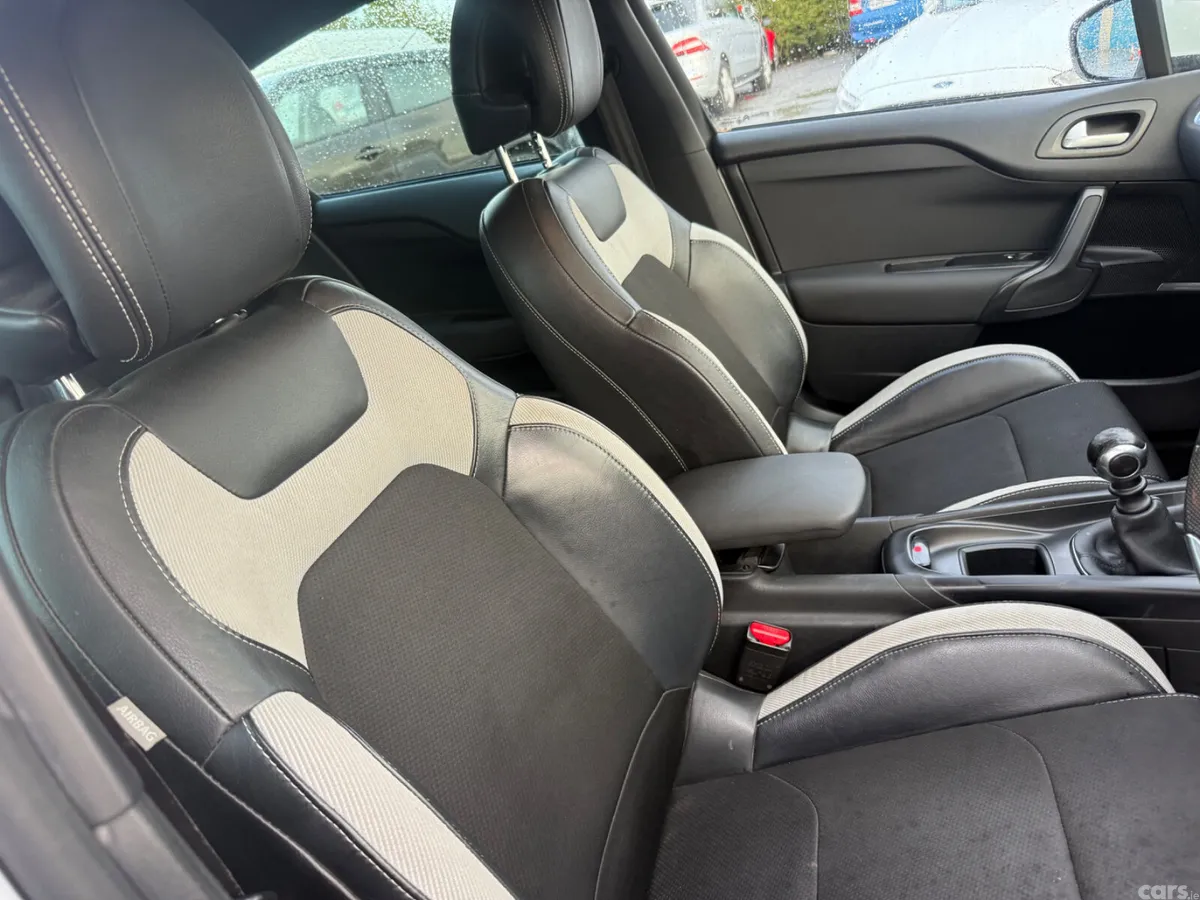 Citroen DS 4 Hatchback, Diesel, 2013, White