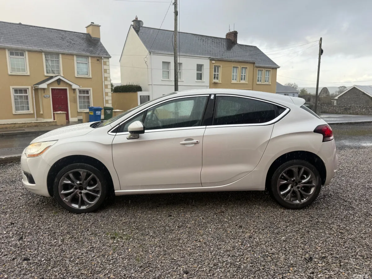 Citroen DS 4 Hatchback, Diesel, 2013, White