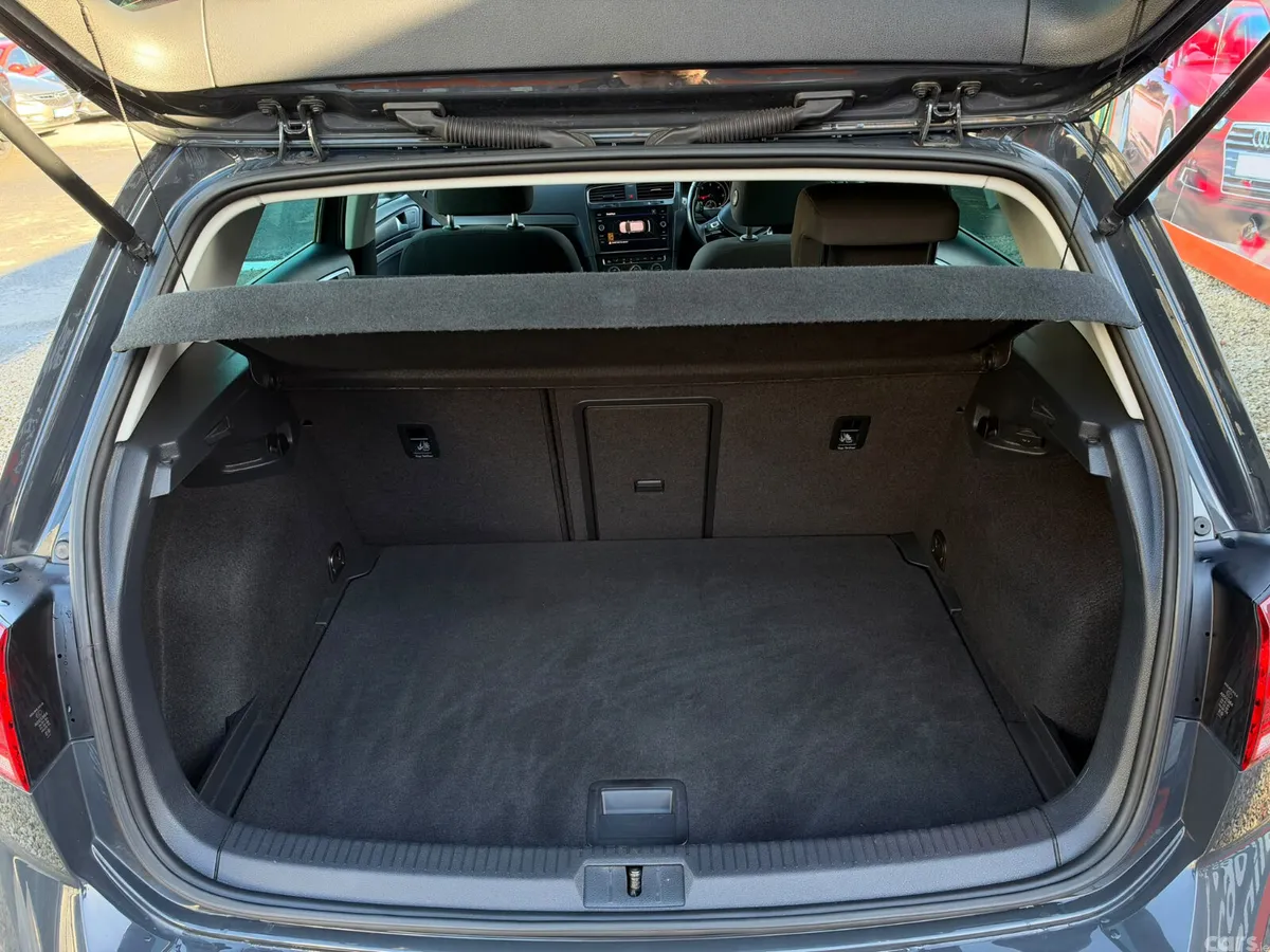 Volkswagen Golf Hatchback, Diesel, 2020, Grey