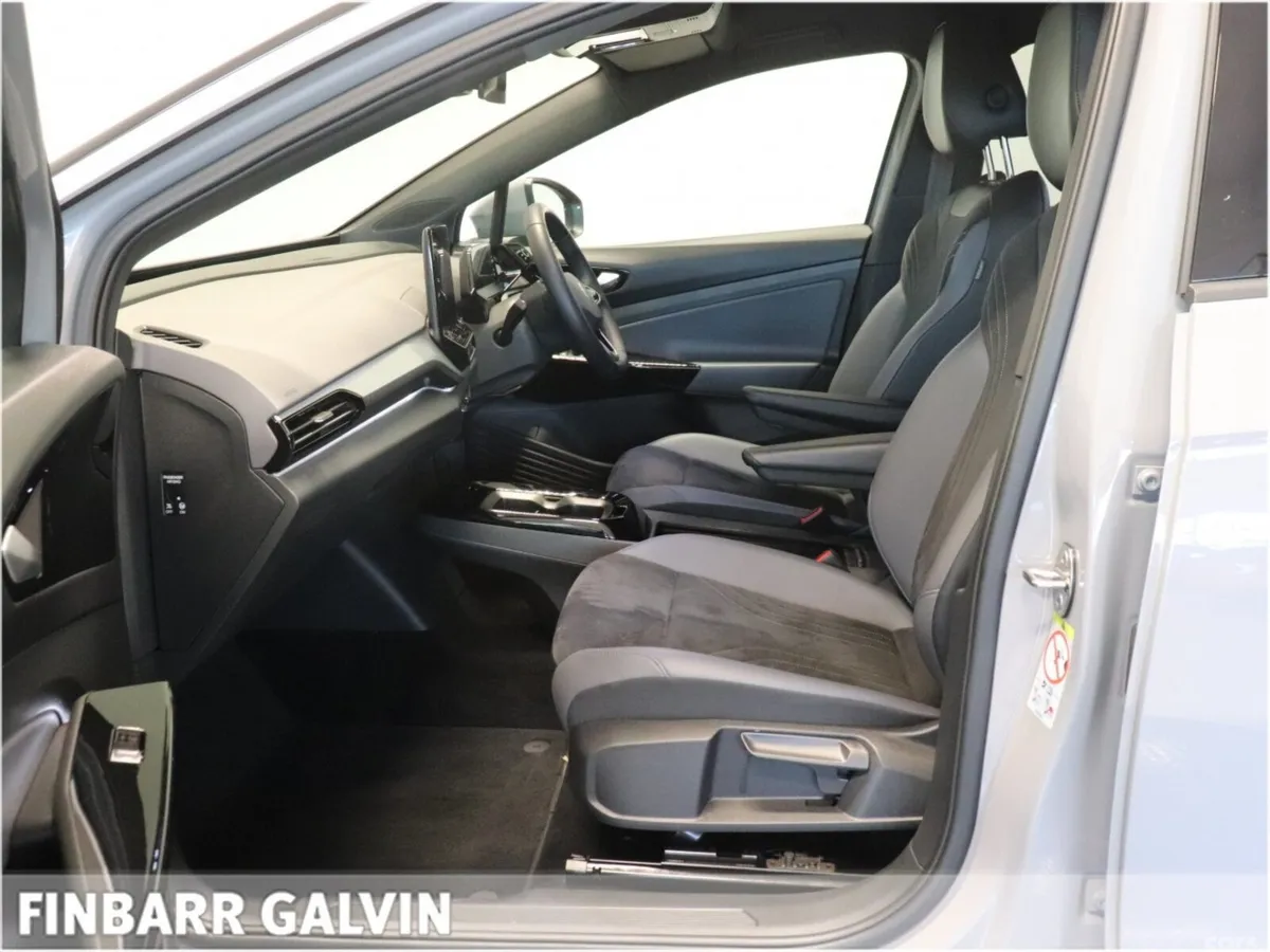 Volkswagen ID.5 Estate, Electric, 2023, Grey