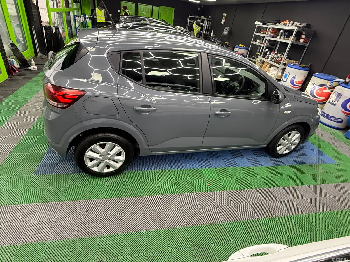 Dacia Sandero Hatchback, Petrol, 2023, Grey