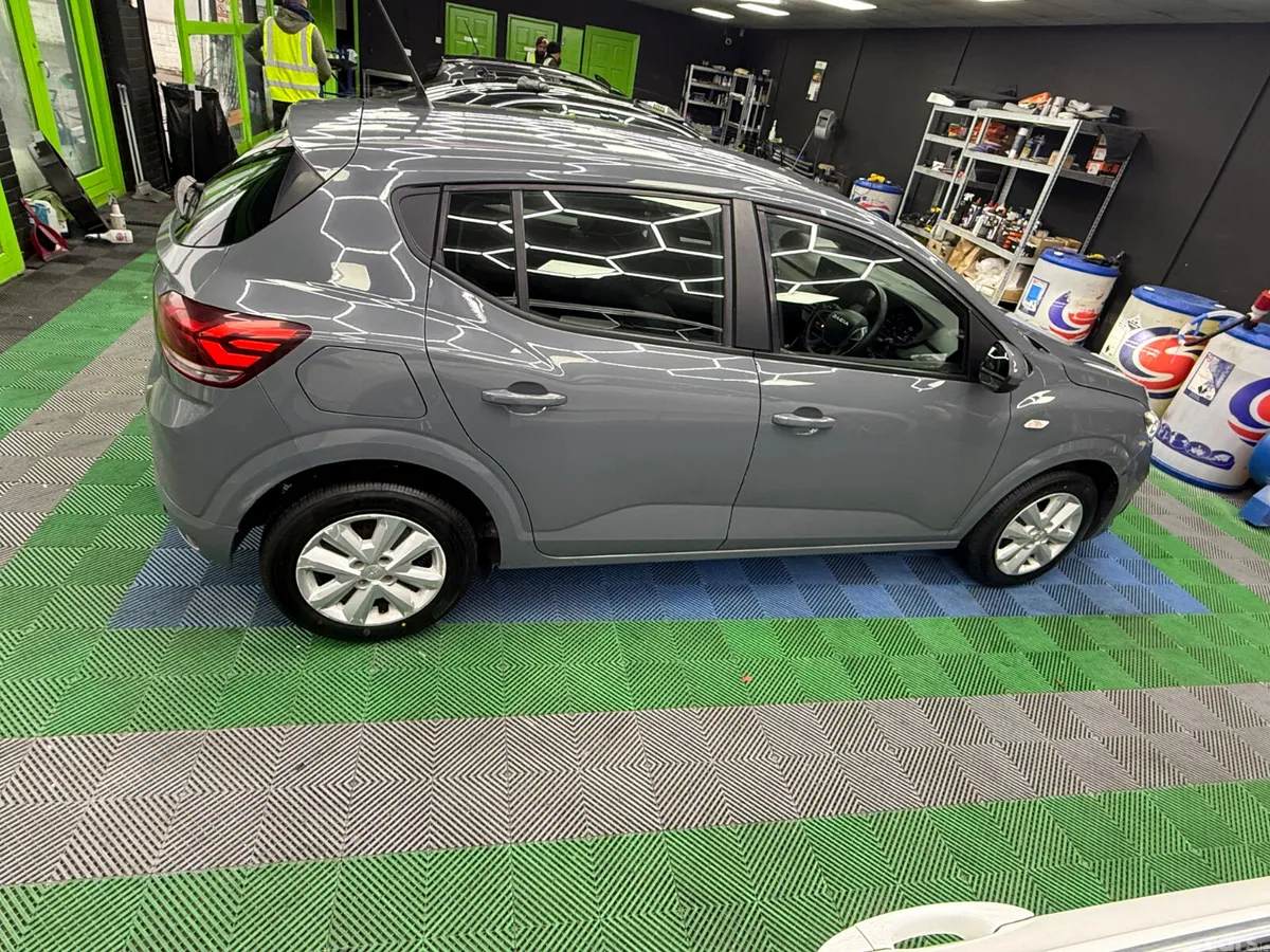 Dacia Sandero Hatchback, Petrol, 2023, Grey