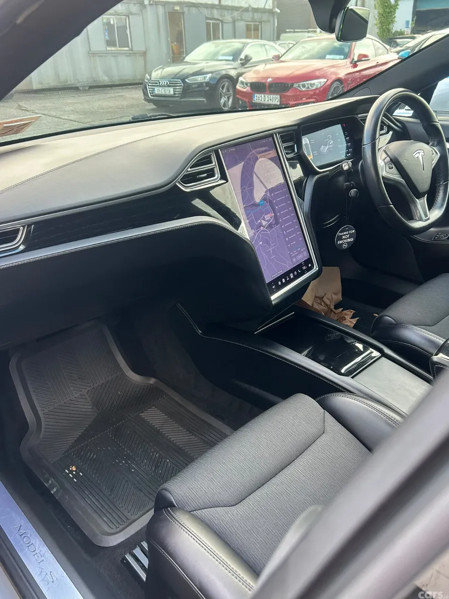 Tesla Model S Hatchback, Electric, 2018, Grey