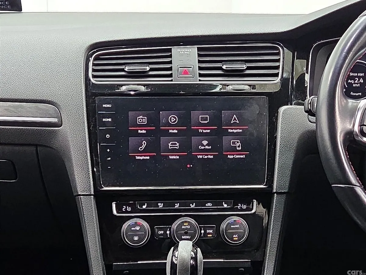 Volkswagen Golf Hatchback, Petrol, 2018, White