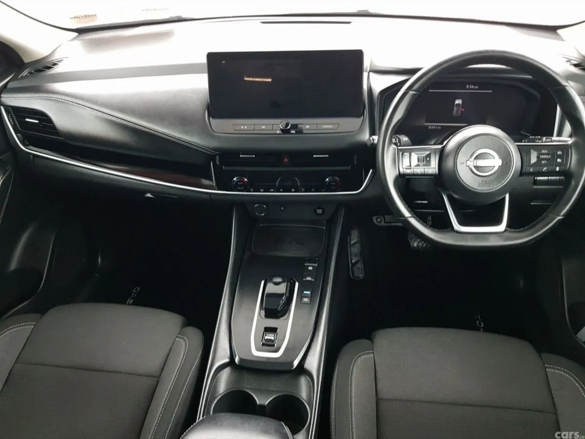 Nissan Qashqai MPV, Petrol, 2024, Grey