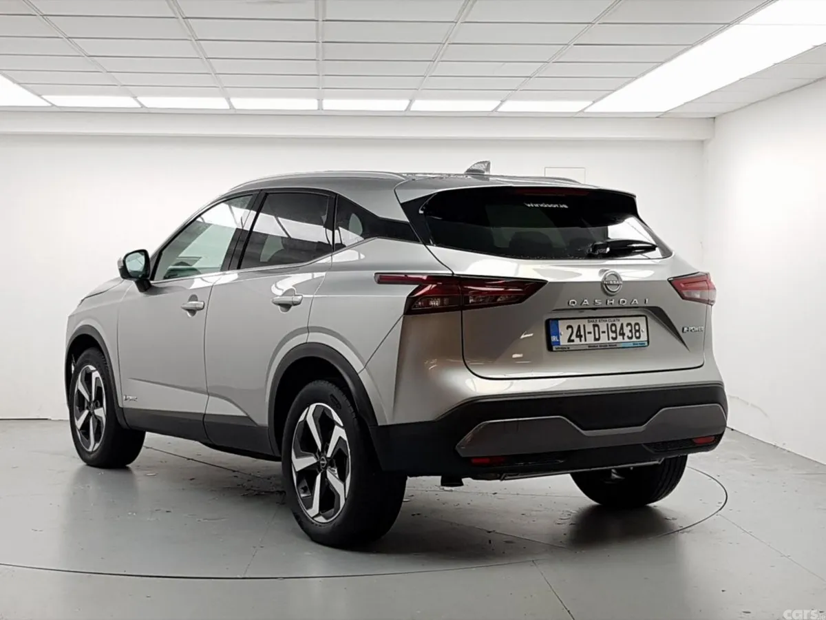 Nissan Qashqai MPV, Petrol, 2024, Grey