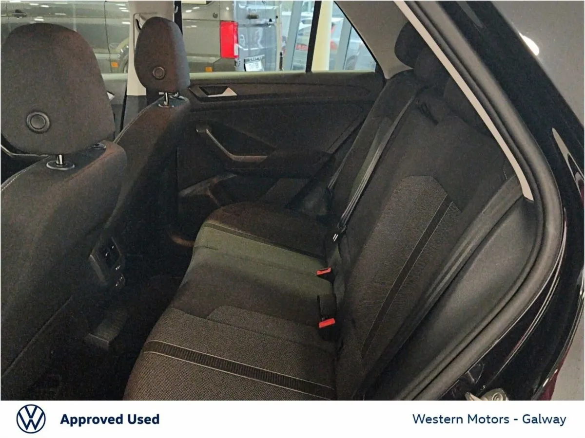 Volkswagen T-Roc SUV, Diesel, 2023, Black