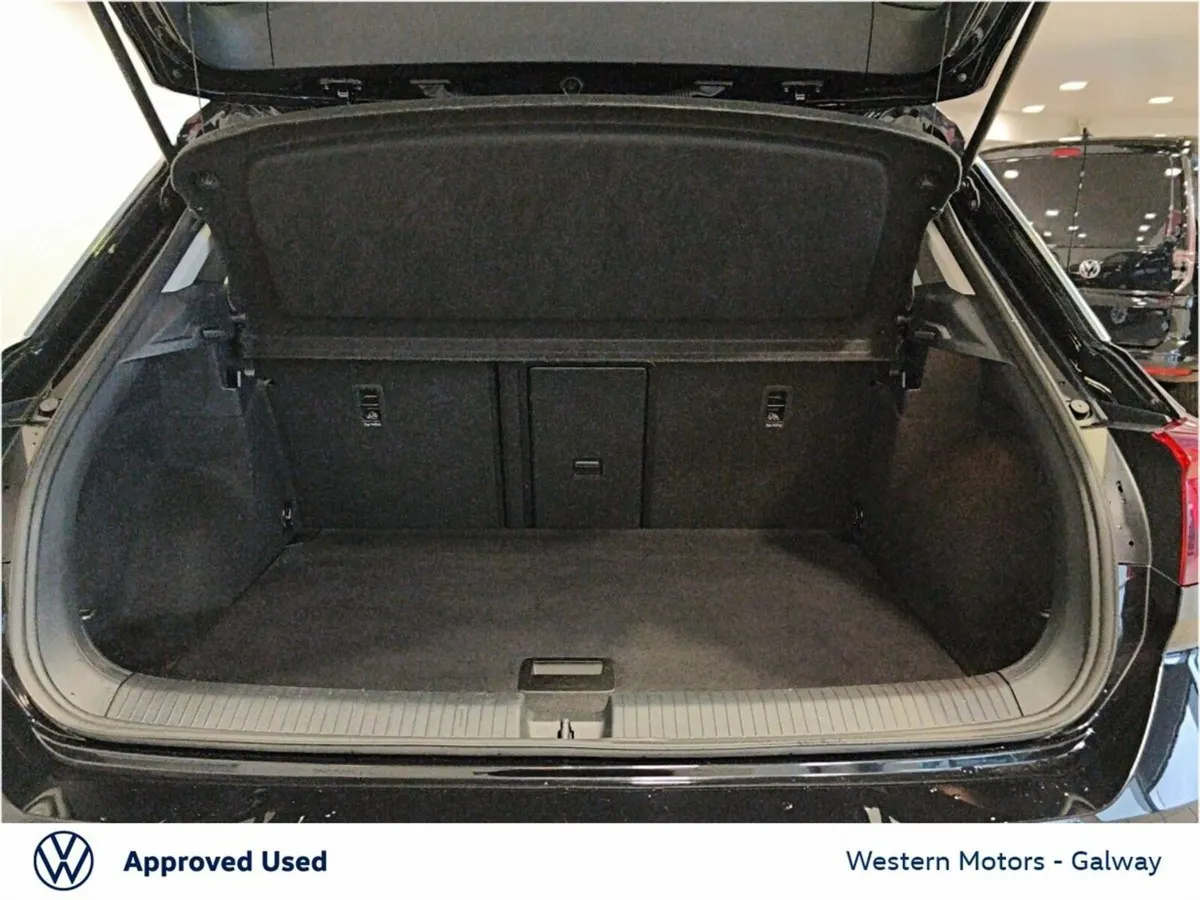 Volkswagen T-Roc SUV, Diesel, 2023, Black