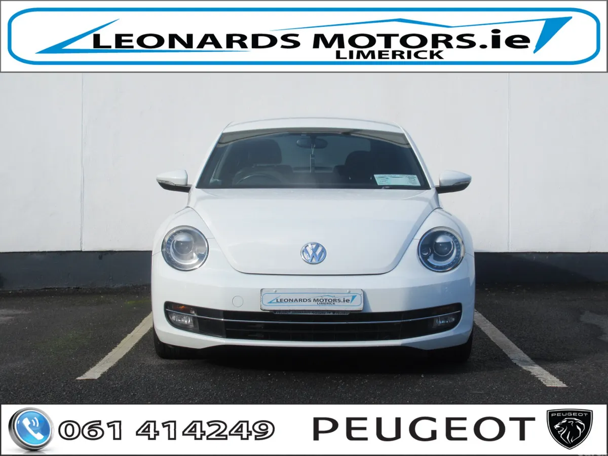 Volkswagen Beetle Hatchback, Petrol, 2014, White