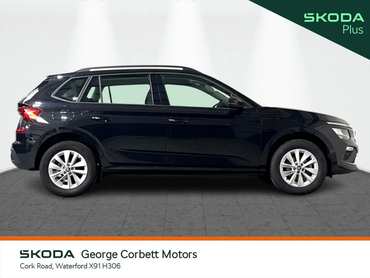 Skoda Kamiq Hatchback, Petrol, 2026, Black