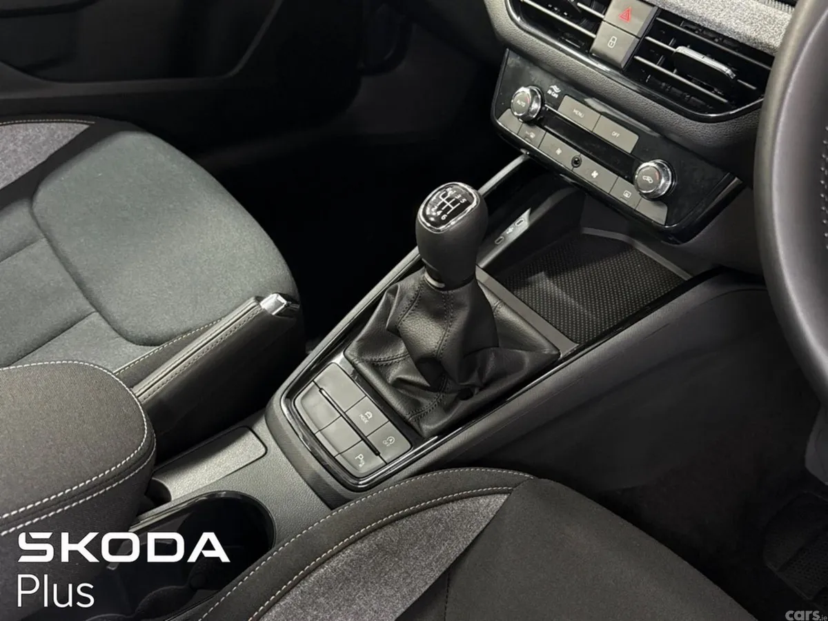 Skoda Kamiq Hatchback, Petrol, 2026, Black