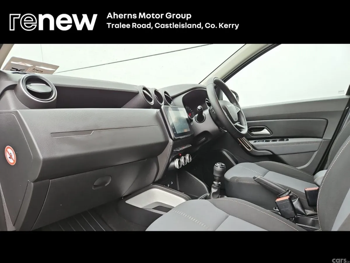 Dacia Duster SUV, Diesel, 2023, Grey