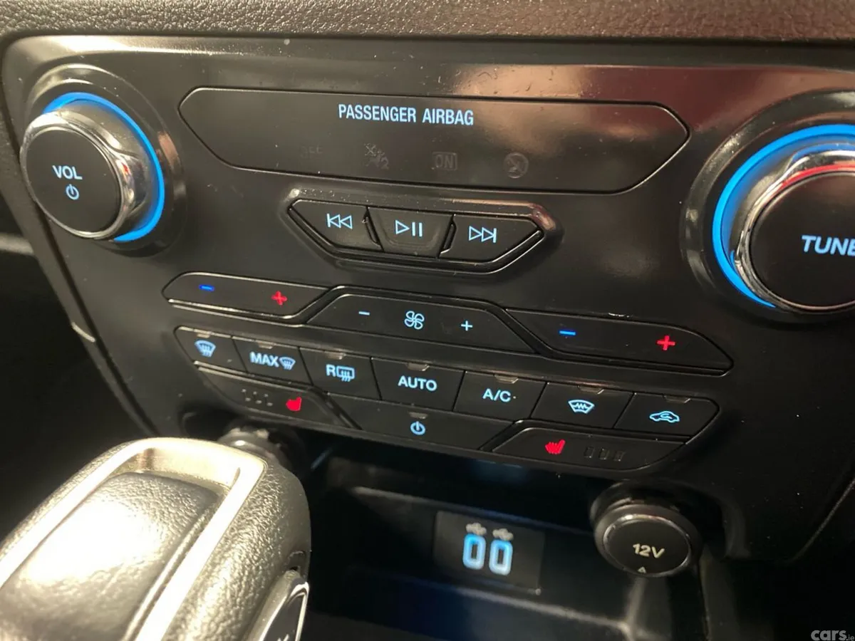Ford Ranger MPV, Diesel, 2022, White